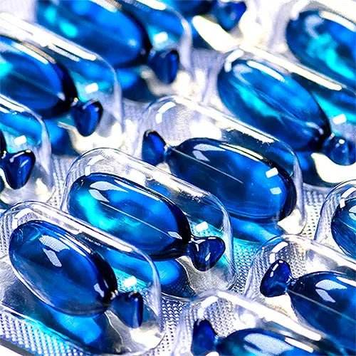 HYDRAMEND Vegan Hair Oil blue capsules for intense hydration and repair