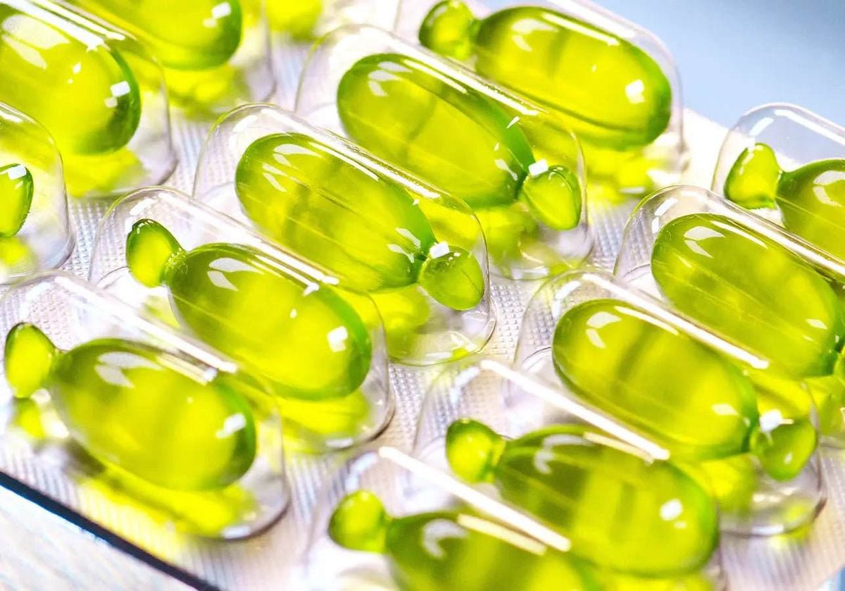 LUMIERE-COLOUR Perfect Colour & Shine Hair Oil capsules for nourished, shiny, color-protected hair